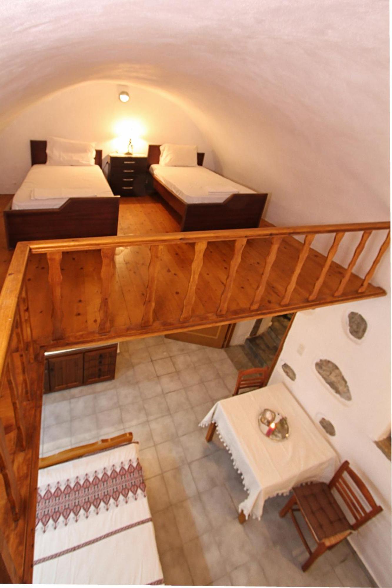 Schinos Apartment Mesta